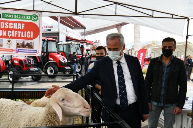 ​16. Göller Bölgesi Yayla Şartlarında Tarım ve Hayvancılık Fuarı Açıldı