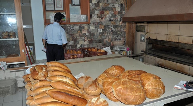 Isparta Belediye Zabıta Ekipleri Bayram Denetimi Yaptı