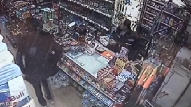 Sahte Parayla Alışveriş Yapmak İstedi
