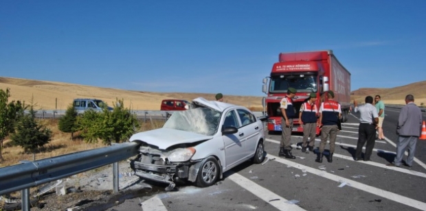 ISPARTA TRAFİKTE 54 CAN VERDİ