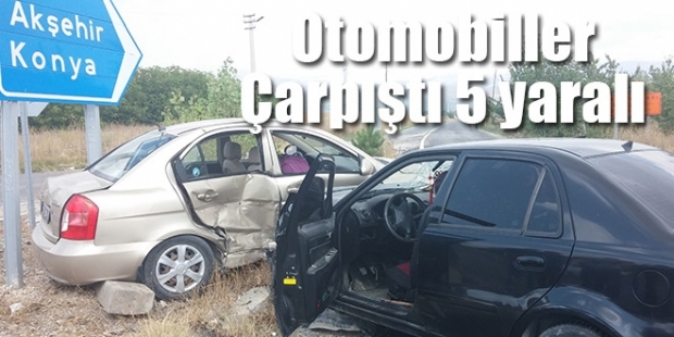 Otomobiller Çarpıştı 5 yaralı