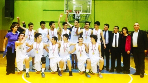 CUMHURİYET KUPASI'NIN SAHİBİ ''ISPARTA DOĞA KOLEJİ''
