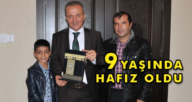 9 YAŞINDA HAFIZ OLDU