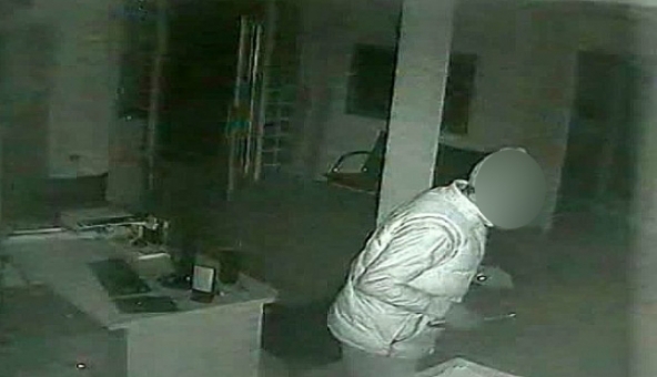 ISPARTA'DA O HIRSIZLAR KAMERADAN KAÇAMADI
