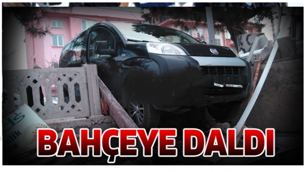 ISPARTA HABER : KAVŞAKTA TRAFİK KAZASI