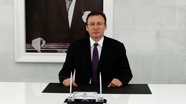 Rektör Çarıkçı’nın Kutlu Doğum Haftası Mesajı