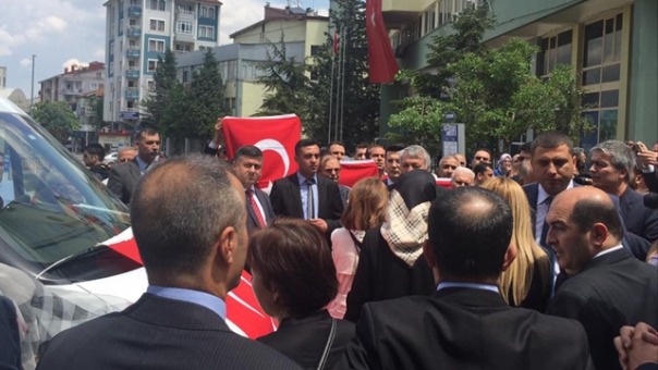 Şevket Demirel'i Isparta Böyle Uğurladı Video