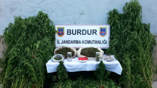 Burdur'da Uyuşturucu Operasyonu