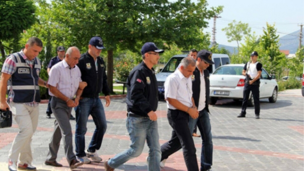 Isparta'da 2 Komutan Adliyeye Sevk Edildi