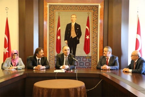 VALİ GÜNAYDIN MUHTARLARLA BİR ARAYA GELDİ