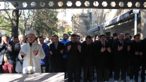 Isparta'da Halep Şehitleri İçin Gıyabi Cenaze Namazı