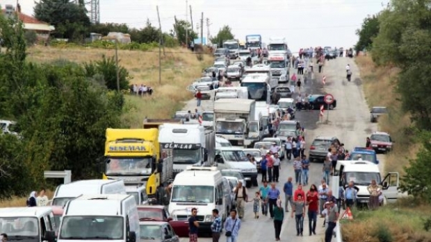 Burdur'da Trafik Kazasında Faciadan Dönüldü