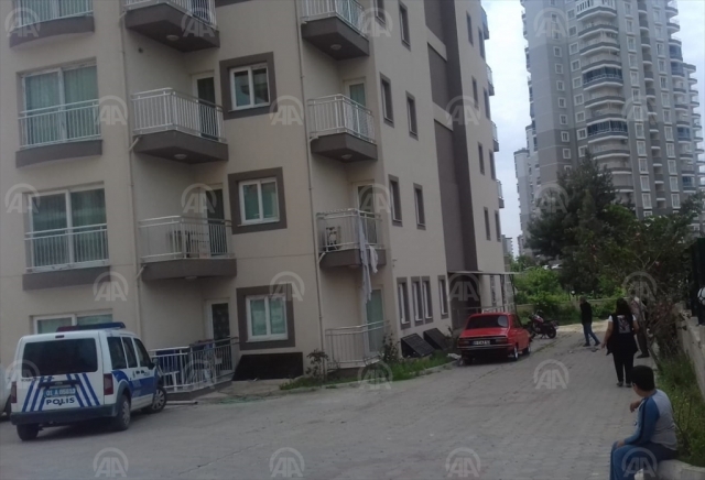 3. kattan düşen kadın öldü