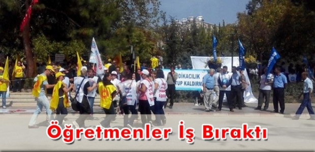 Öğretmenler İş Bıraktı