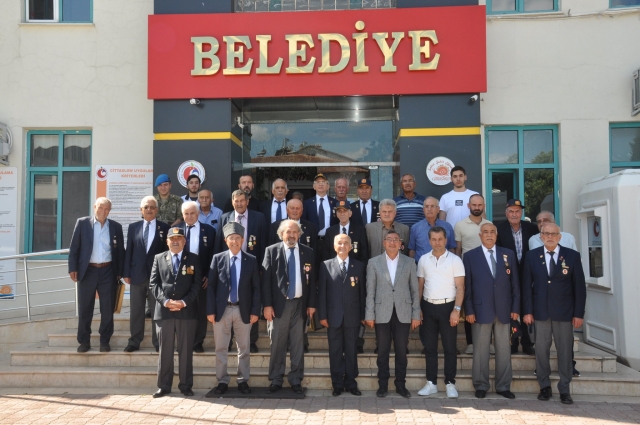 48 YIL SONRA KOMANDO MABEDİNE GERİ DÖNDÜLER