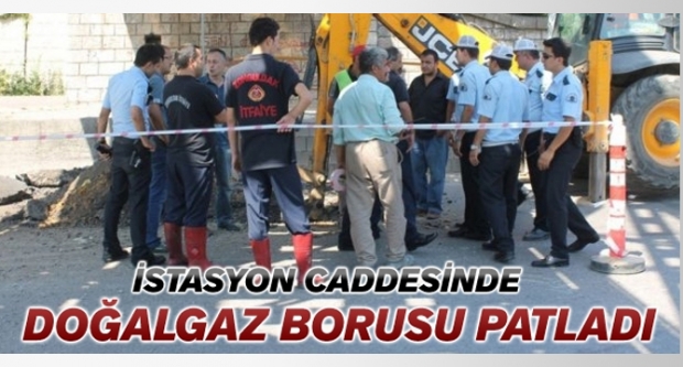 Vali Konağı Önünde Sıcak Dakikalar...