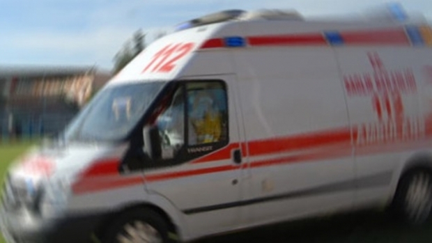 Afyonkarahisar da Polisleri Taşıyan Midibüs Devrildi: ...