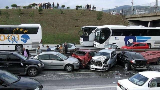Trafik Kazaları Can Almaya Devam Ediyor, Stk lar Acil ...