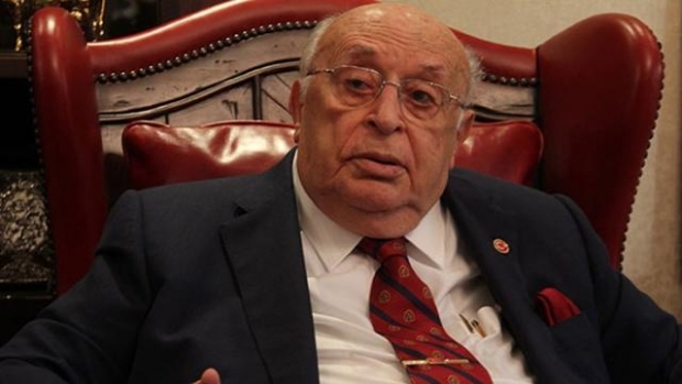 Demirel in Siyasi Hayatının Özeti: 