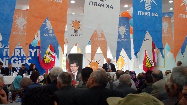 Ak Parti Isparta'da Kongrelere Start Verdi