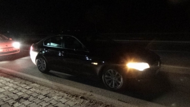 BOSNA-HERSEK BÜYÜKELÇİLİĞİNE AİT ARAÇ AFYONKARAHİSAR’DA KAZA YAPTI