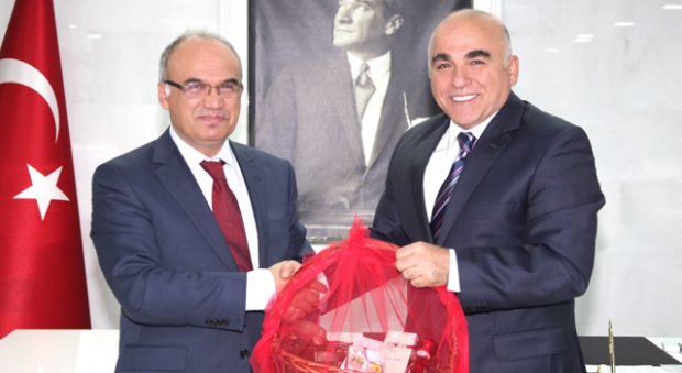 Yurtkur Genel Müdürü, Rektör İbicioğlu’nu Ziyaret Etti