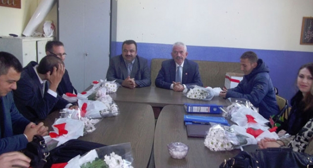 Gerekirse Makamımı Tahsis Ederim