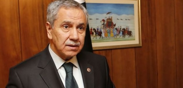 Arınç: Tutuksuz yargılanmalılar