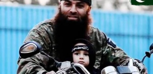IŞİD'in paylaştığı fotoğrafı görünce şoka uğradı