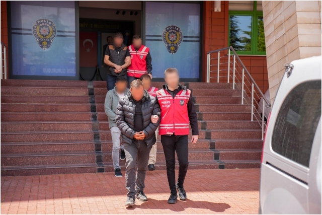Adalete Teslim Etti