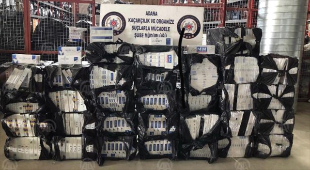 Adana'da kaçak sigara operasyonu