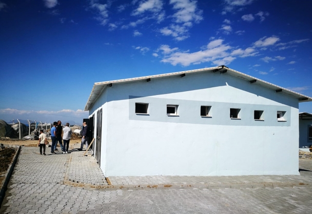 Adana'da mevsimlik tarım işçilerine "Yaşam Merkezi" yapılıyor
