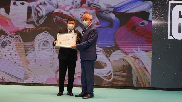 AKBB’den, Isparta Belediyesine Gülaryum Proje ödülü