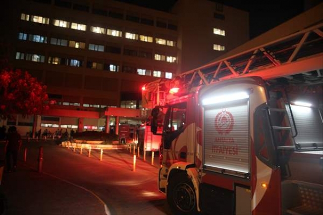 Akdeniz Üniversitesi Hastanesinde yangın
