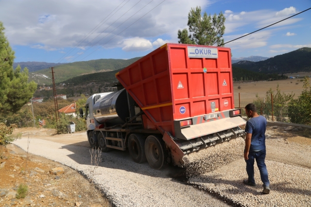 Akseki Belediyesi kombine satıh kaplama aracı aldı   