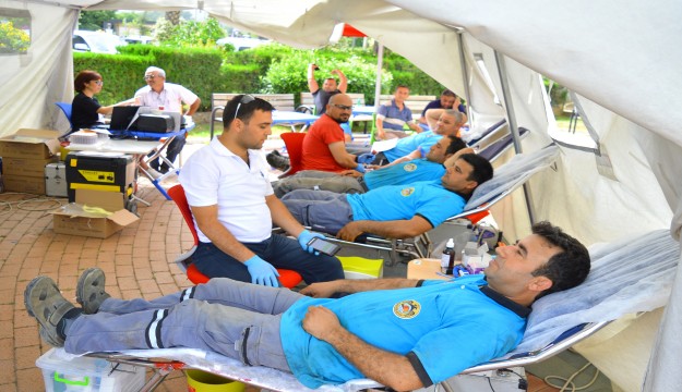 Alanya Belediyesi’nden Kızılay’a kan bağışı   