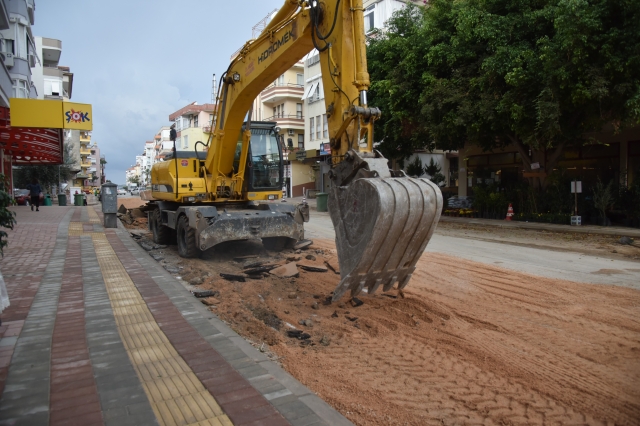 Alanya’da cadde yenileme çalışmaları  