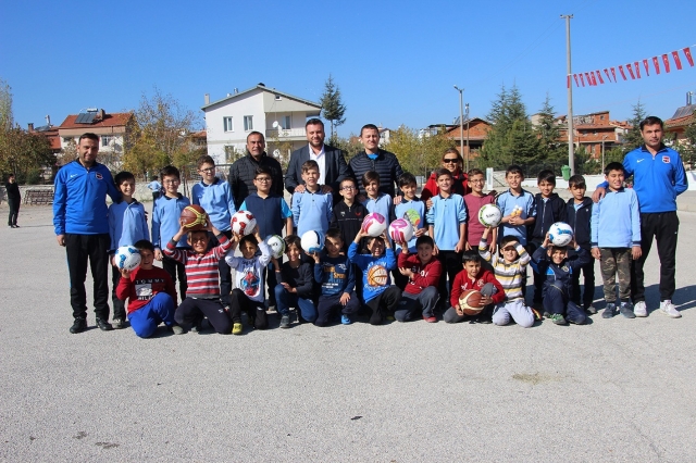 Amatör takımdan profesyonel hareket