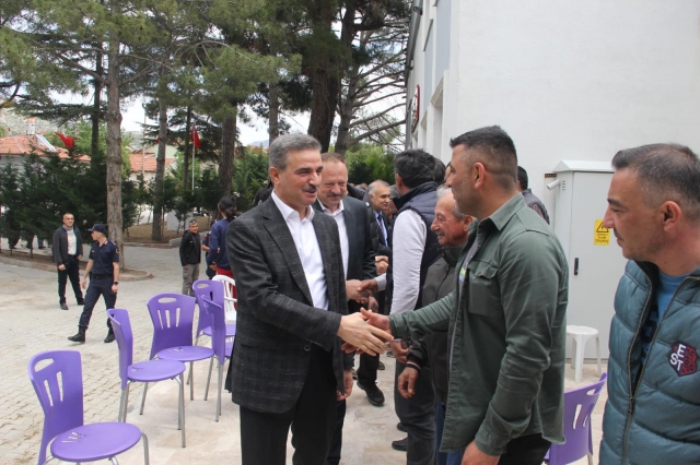 Anadolu'nun Zenginliği: Harmanören'de Geleneksel Hıdırellez Yemeği






