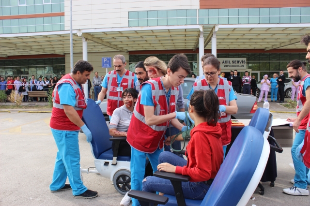 Antalya’da 6.2 büyüklüğünde deprem tatbikatı 
