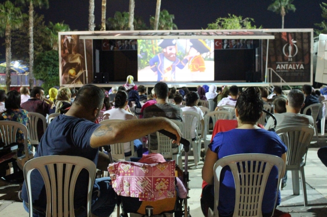  Antalya’da festival coşkusu   