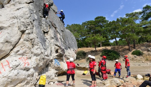 Antalya’da gerçeğini aratmayan kurtarma tatbikatı  