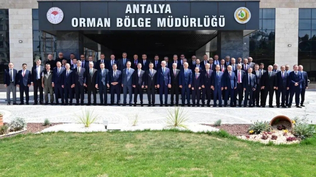 Antalya’da Kritik Yangın Toplantısı Başladı