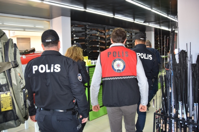 Antalya’da Ruhsatsız Silah ve Av Tüfeği Uygulaması 