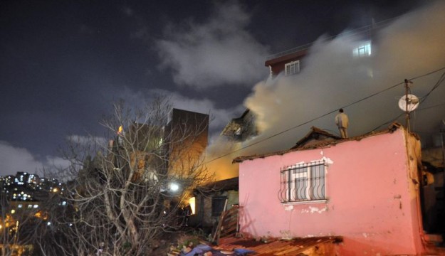 Antalya gecekondu yangını ucuz atlatıldı 
