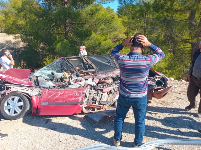 Antalya-Isparta Yolunda Feci Kaza: 3 Ölü, 1 Ağır Yaralı
