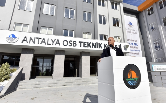 ANTALYA OSB TEKNİK KOLEJİ'NDE İLK DERS ZİLİ ÇALDI 
