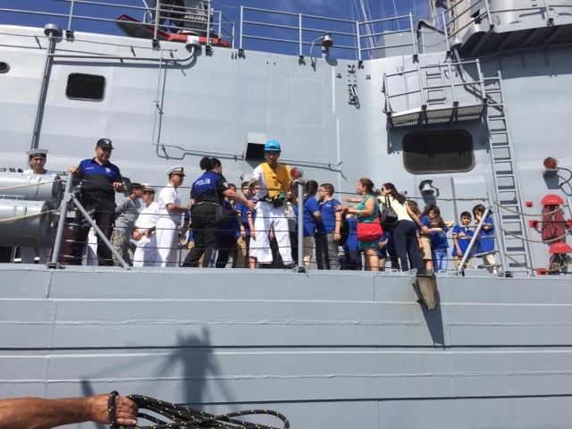 Antalya Polisinden öğrencilere Fırkateyn gezisi 