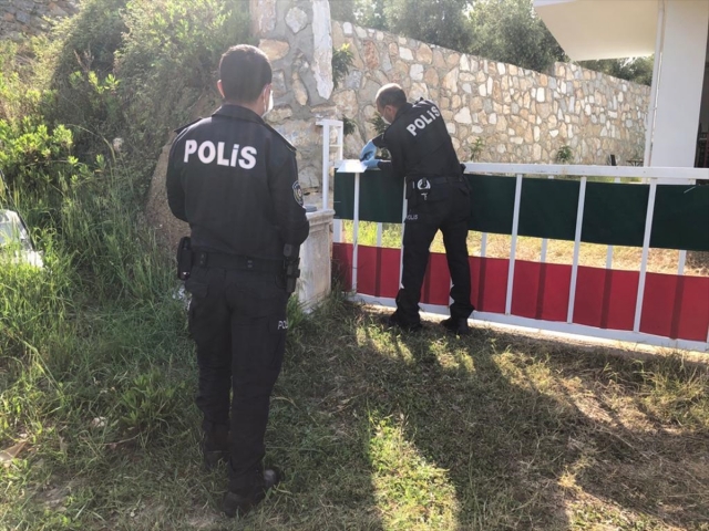 Antalya'da 5 villadan hırsızlık yaptığı öne sürülen şüpheli yakalandı