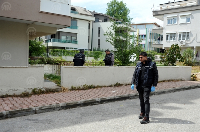 Antalya'da bir kişi av tüfeğiyle öldürüldü